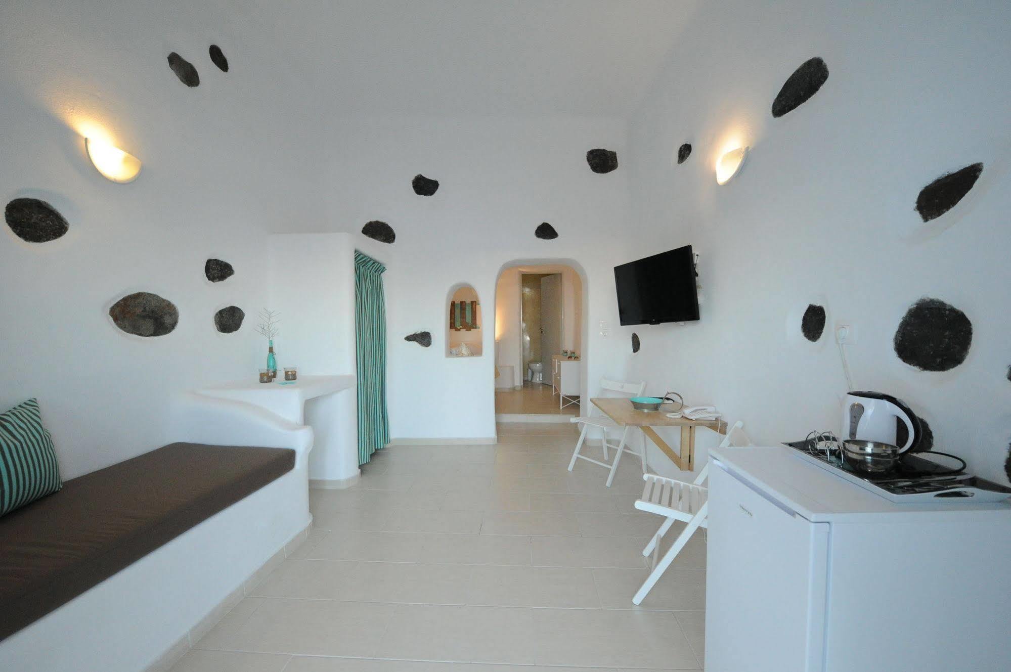 Manias Fira Residences Zewnętrze zdjęcie